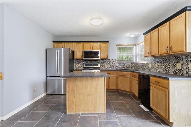 15575 NW 126th Street, Platte City, MO 64079