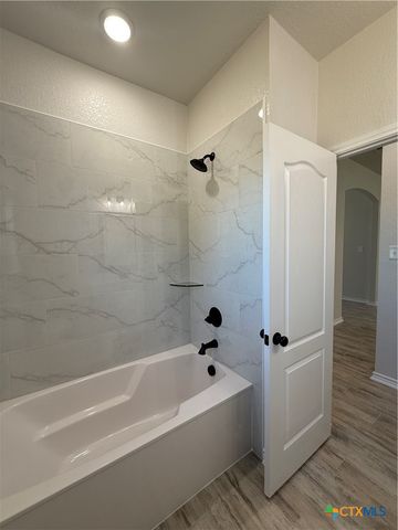 8901 Ridge Crest Drive, Killeen, TX 76542