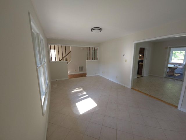5072 LAVELLE DR, Fredericksburg, VA 22407