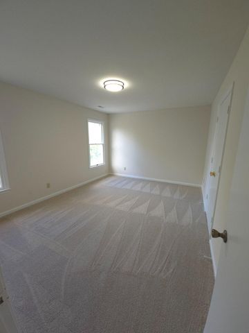 5072 LAVELLE DR, Fredericksburg, VA 22407
