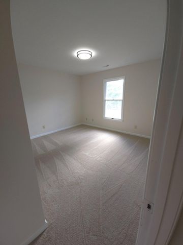 5072 LAVELLE DR, Fredericksburg, VA 22407