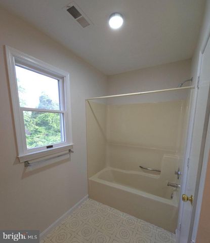 5072 LAVELLE DR, Fredericksburg, VA 22407