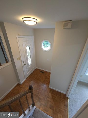 5072 LAVELLE DR, Fredericksburg, VA 22407