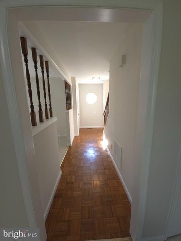 5072 LAVELLE DR, Fredericksburg, VA 22407