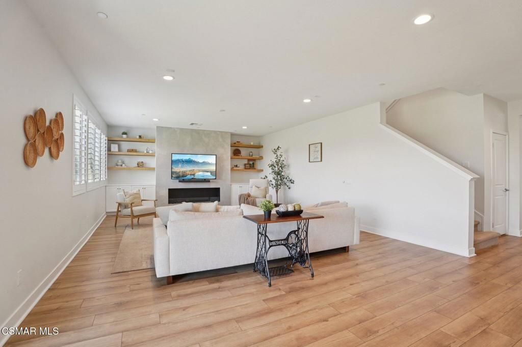 Image 10 of property listing at 39367 Stirrup Court, Palmdale, CA 93551