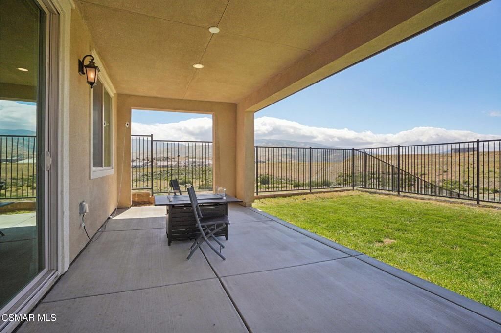 Image 59 of property listing at 39367 Stirrup Court, Palmdale, CA 93551