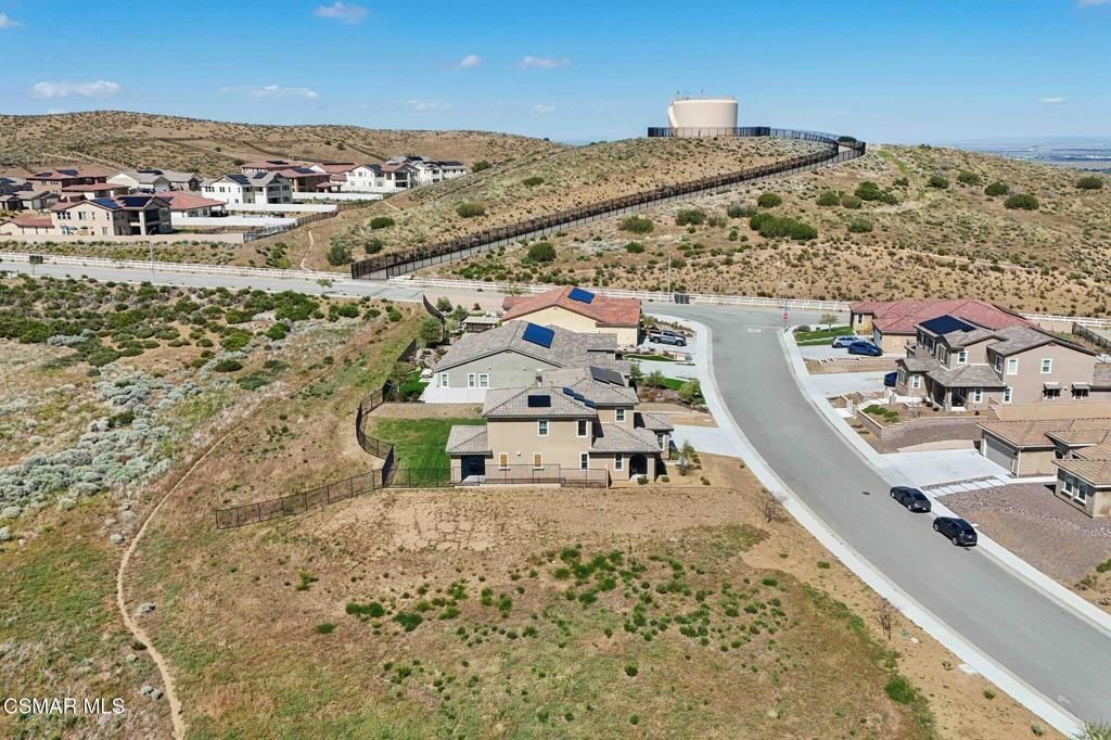 Image 69 of property listing at 39367 Stirrup Court, Palmdale, CA 93551