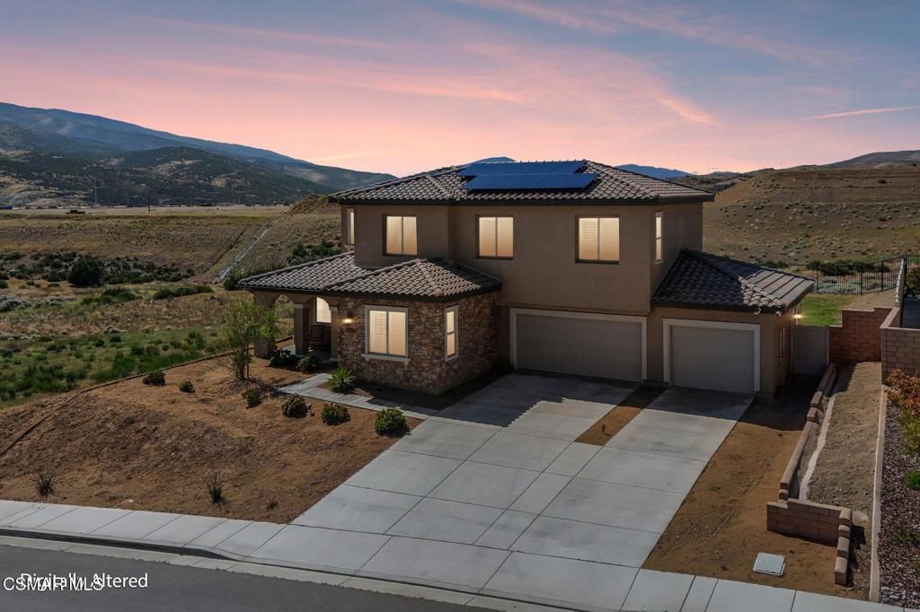 Image 72 of property listing at 39367 Stirrup Court, Palmdale, CA 93551