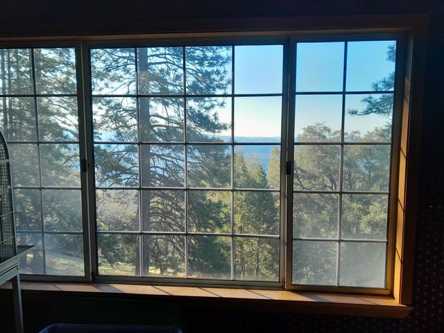 1975 Ridgecrest Way, West Point, CA 95255