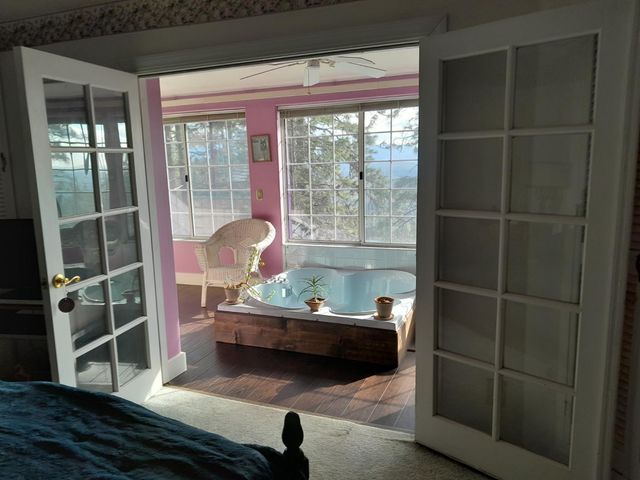 1975 Ridgecrest Way, West Point, CA 95255