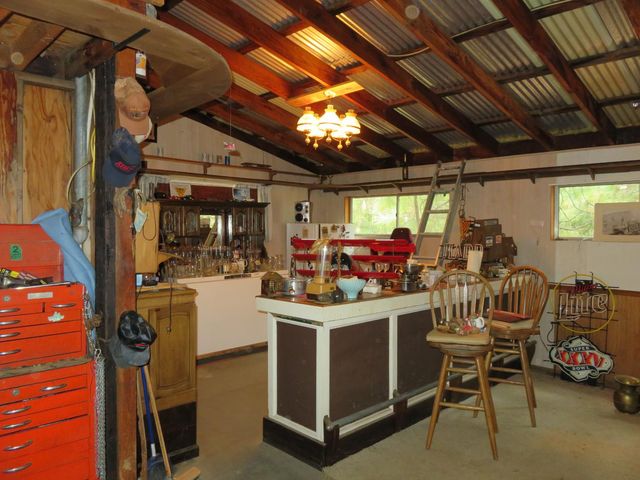 1975 Ridgecrest Way, West Point, CA 95255