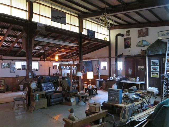 1975 Ridgecrest Way, West Point, CA 95255