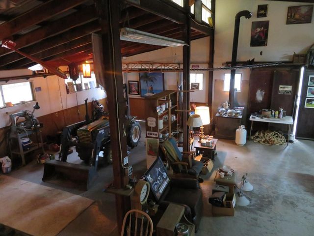 1975 Ridgecrest Way, West Point, CA 95255