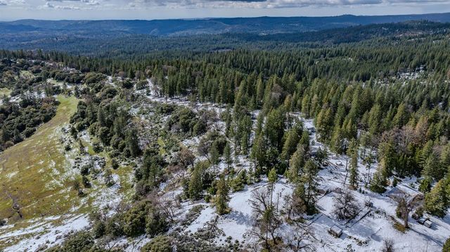 1975 Ridgecrest Way, West Point, CA 95255