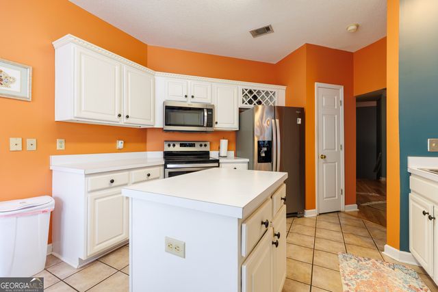 2502 B Jerry Jones Drive 19, Valdosta, GA 31602