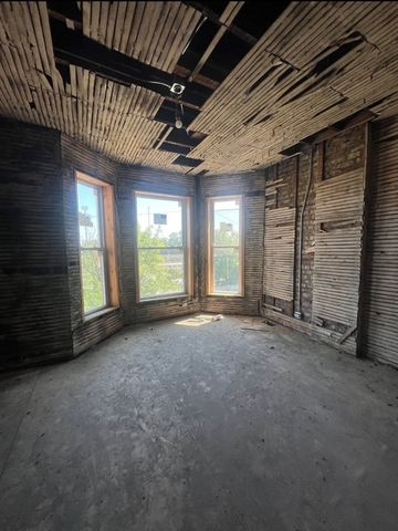 6756 S Lafayette Avenue, Chicago, IL 60621