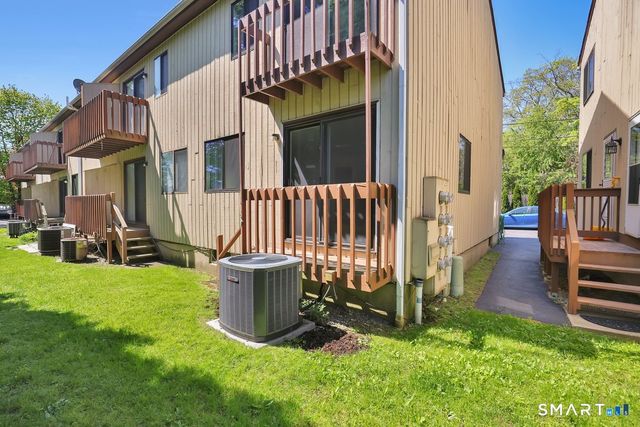 60 Wolfpit Avenue 1B, Norwalk, CT 06851