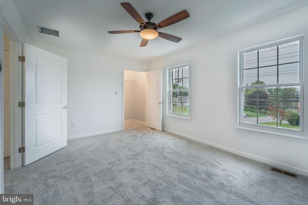807 WASHINGTON RD, Westminster, MD 21157