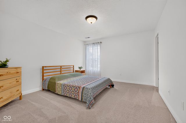 6125 Burgin Drive, Whitestown, IN 46075