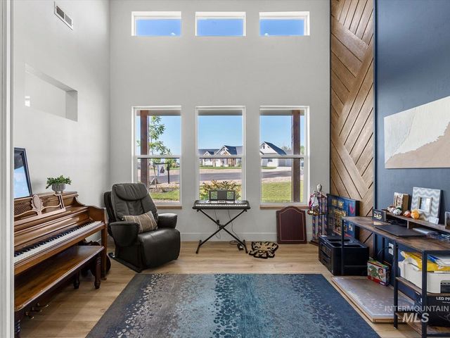 15006 Snow Mountain Dr., Caldwell, ID 83607