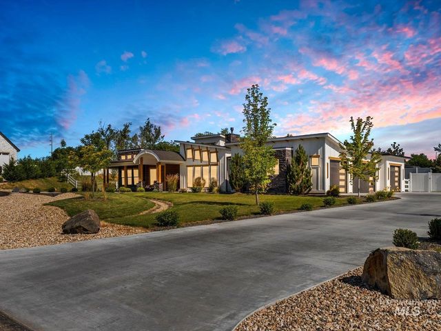 15006 Snow Mountain Dr., Caldwell, ID 83607