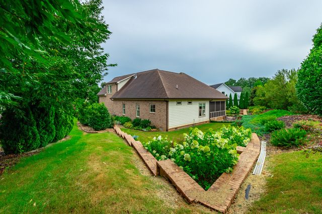 28 Rain Dance Circle, Ringgold, GA 30736