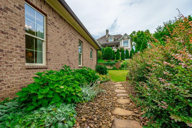 28 Rain Dance Circle, Ringgold, GA 30736
