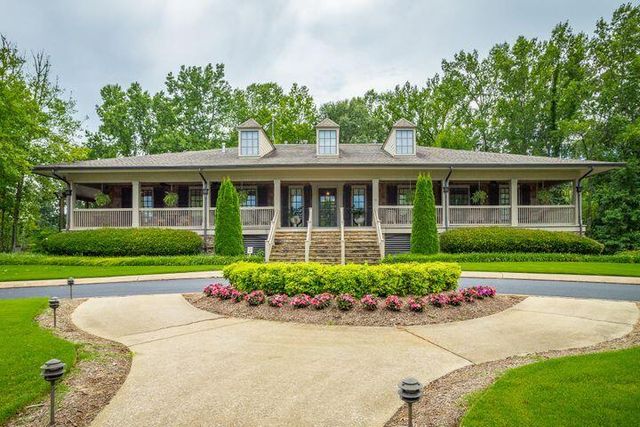 28 Rain Dance Circle, Ringgold, GA 30736