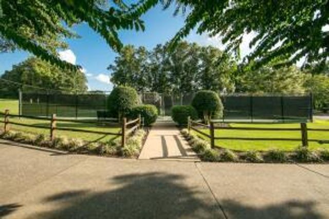 28 Rain Dance Circle, Ringgold, GA 30736