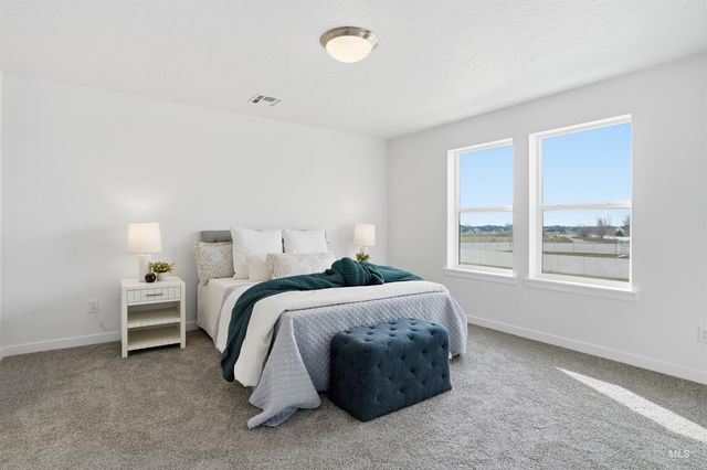 7608 E Dixon St, Nampa, ID 83687