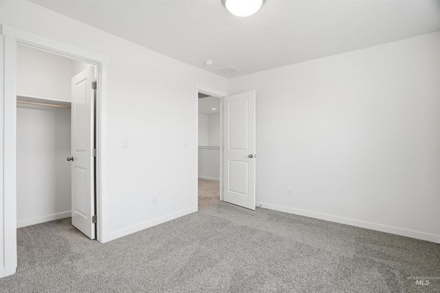 7608 E Dixon St, Nampa, ID 83687