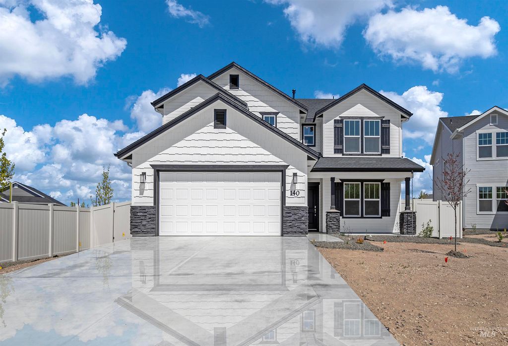 7608 E Dixon St, Nampa, ID 83687