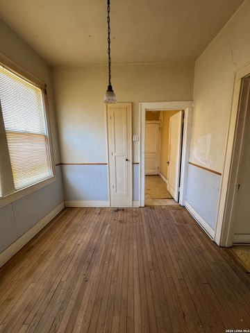 1143 Denver Blvd, San Antonio, TX 78210