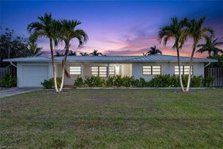 5259 Willow CT, Cape Coral, FL 33904