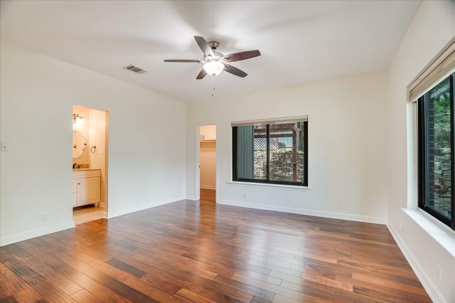 105 Fallbrook CT, Lakeway, TX 78734