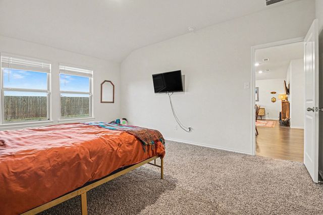 1417 Briar Hill Drive, Denton, TX 76207