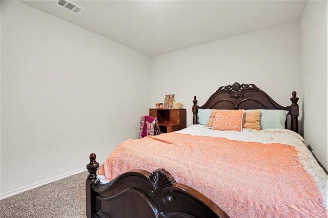 1417 Briar Hill Drive, Denton, TX 76207