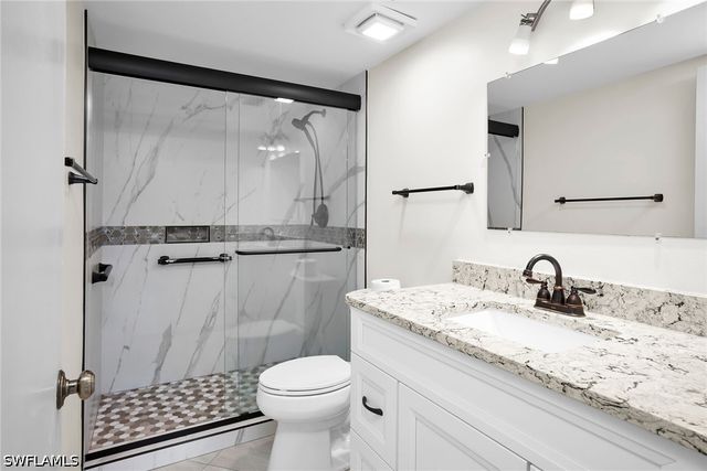 5773 Gage LN 104B, Naples, FL 34113