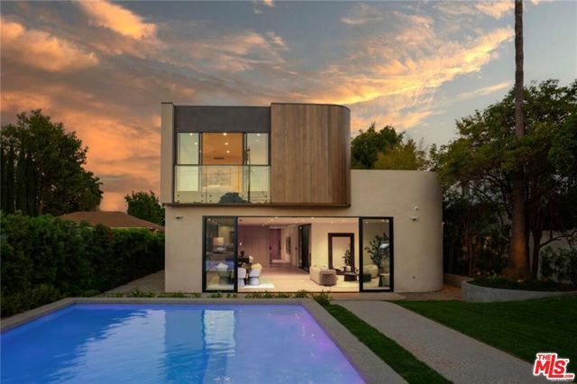 4939 Petit Avenue, Encino (los Angeles), CA 91436