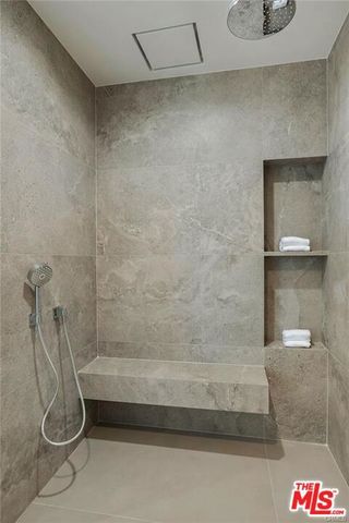 4939 Petit Avenue, Encino (los Angeles), CA 91436