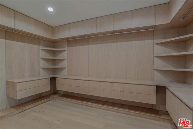 4939 Petit Avenue, Encino (los Angeles), CA 91436