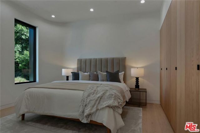 4939 Petit Avenue, Encino (los Angeles), CA 91436