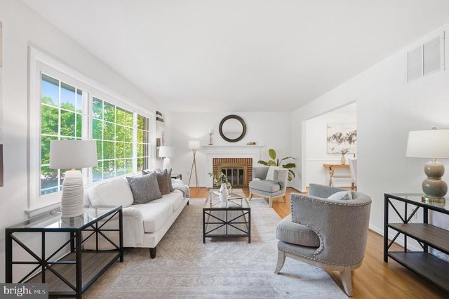 13907 SHIPPERS LN, Rockville, MD 20853