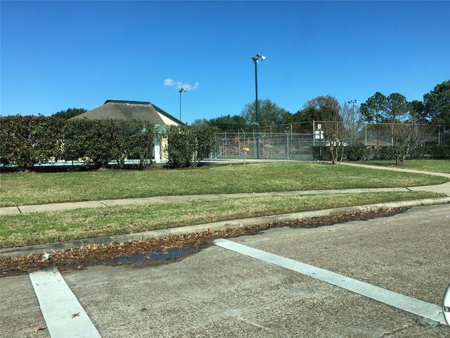 10802 Heatherford Drive, Houston, TX 77041