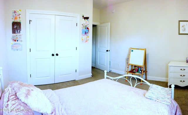 2876 Ross Meadows Lane, Olive Branch, MS 38654