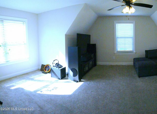 2876 Ross Meadows Lane, Olive Branch, MS 38654