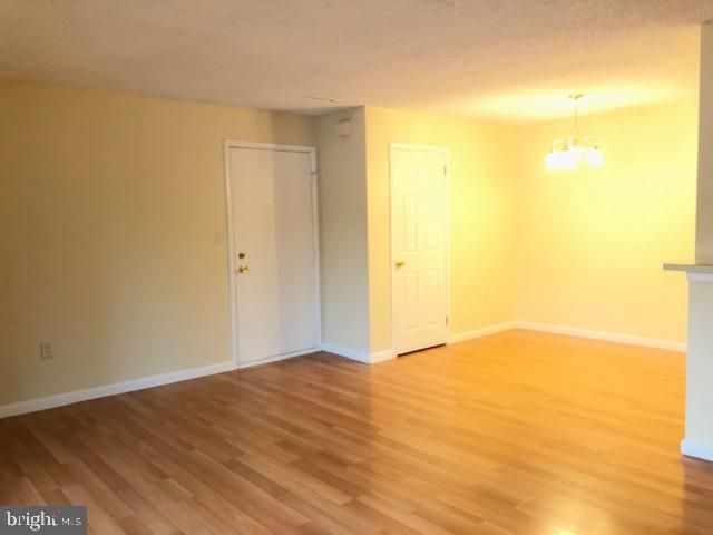 513 ASPEN DR, Plainsboro, NJ 08536
