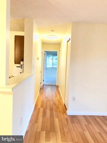 513 ASPEN DR, Plainsboro, NJ 08536