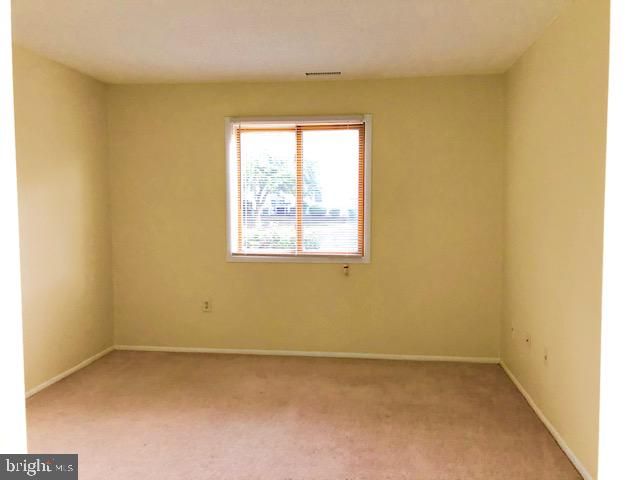513 ASPEN DR, Plainsboro, NJ 08536