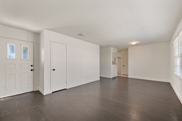 1017 Judd Street, Fort Worth, TX 76104